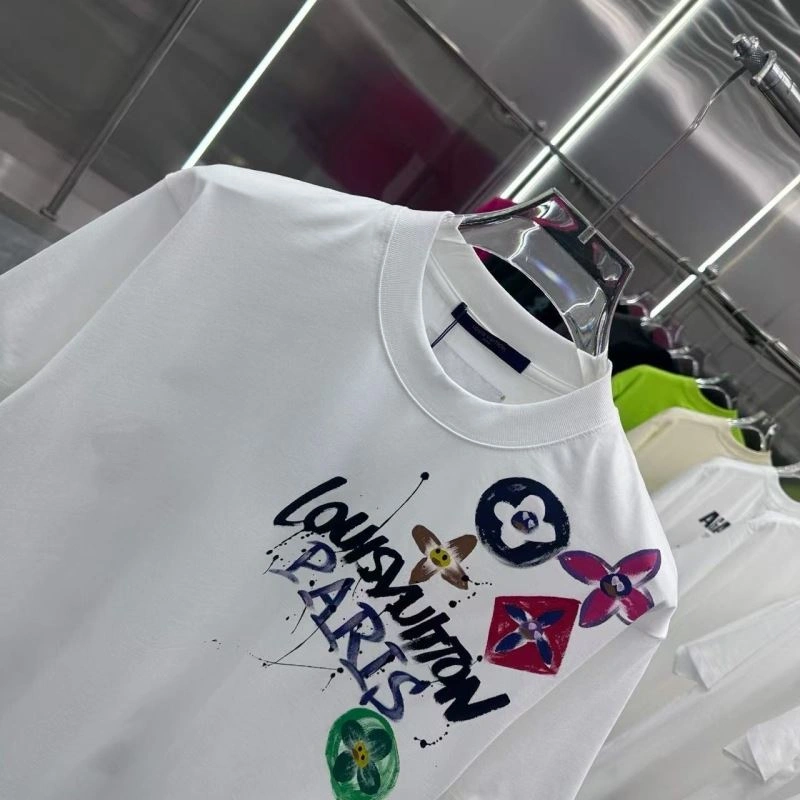 Premium Louis Vuitton T-Shirts 132123