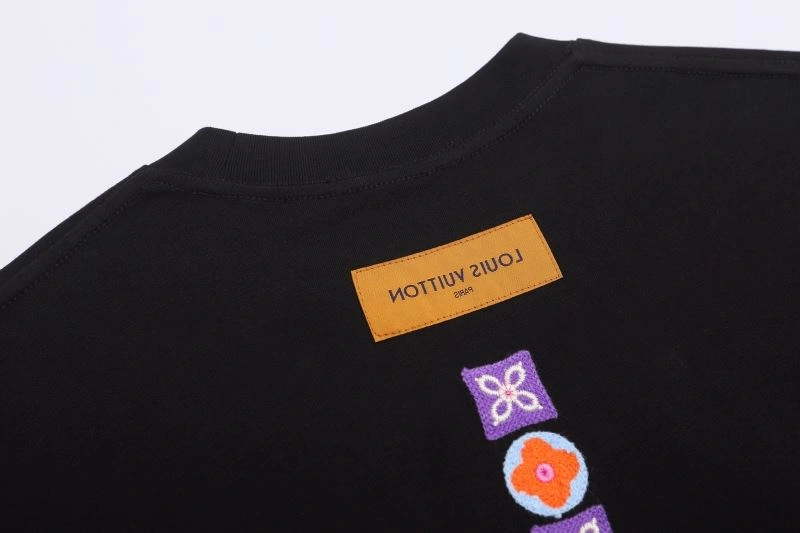 Popular Louis Vuitton T-Shirts 132131