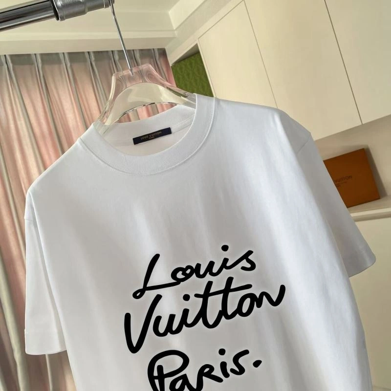 TechFriendly Louis Vuitton T-Shirts 132132