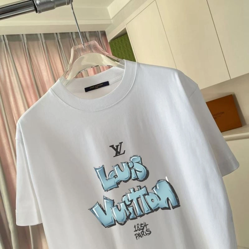Affordable Louis Vuitton T-Shirts 132137