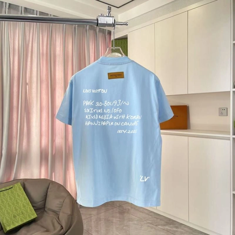 Louis Vuitton T-Shirts EasyCare 132141