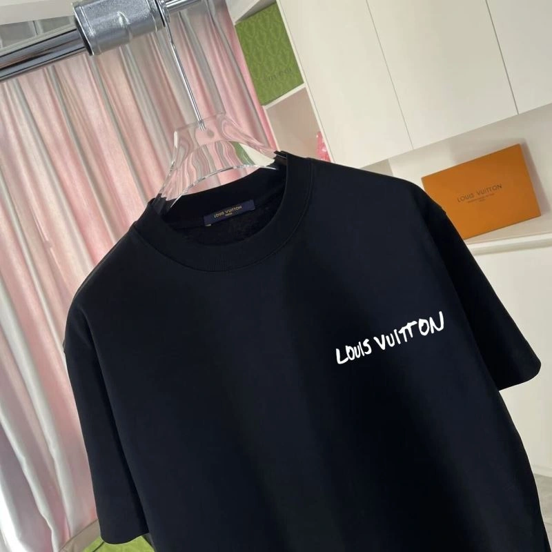Louis Vuitton T-Shirts EasyCare 132141