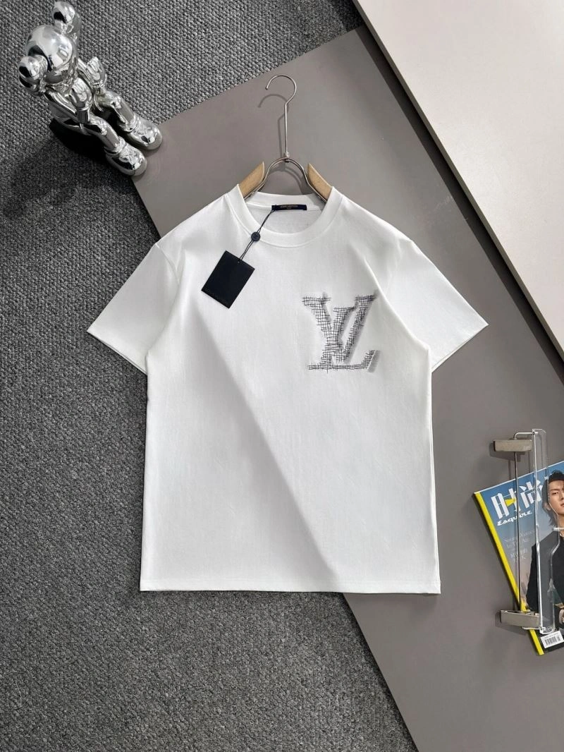 Louis Vuitton T-Shirts Affordable 132124