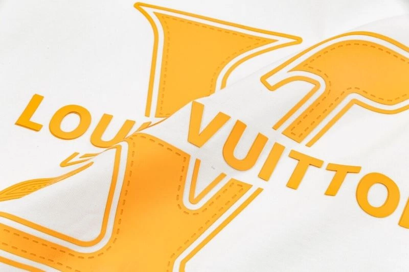 Louis Vuitton T-Shirts Unisex 132112