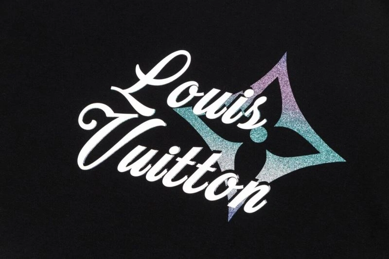WellDesigned Louis Vuitton T-Shirts 132110