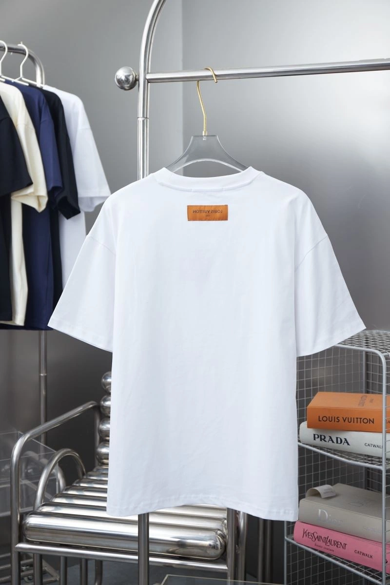 Compact Louis Vuitton T-Shirts 138491