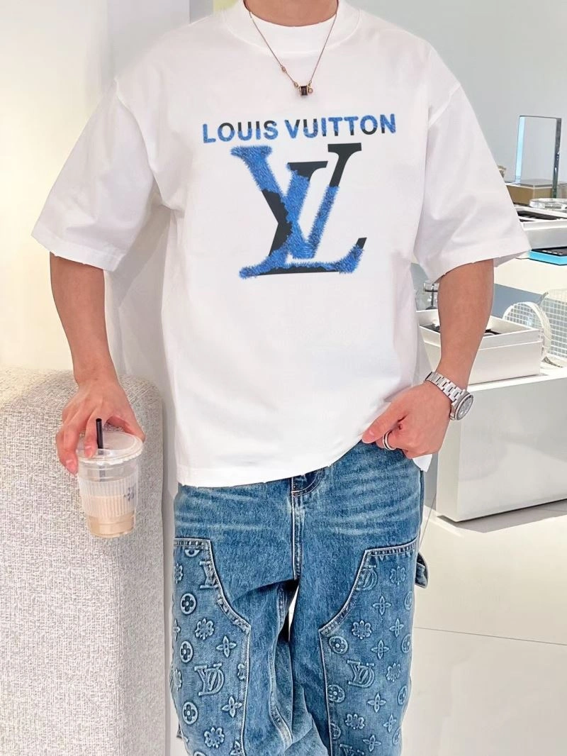 Compact Louis Vuitton T-Shirts 138491