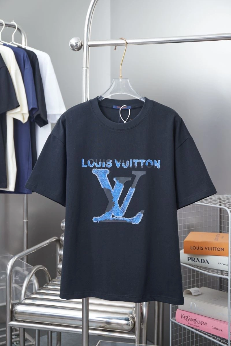 Louis Vuitton T-Shirts Stylish 138480