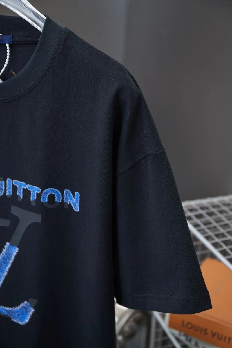 Louis Vuitton T-Shirts Stylish 138480