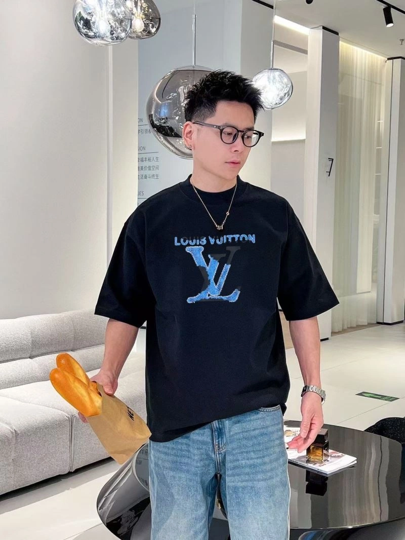 Louis Vuitton T-Shirts Stylish 138480