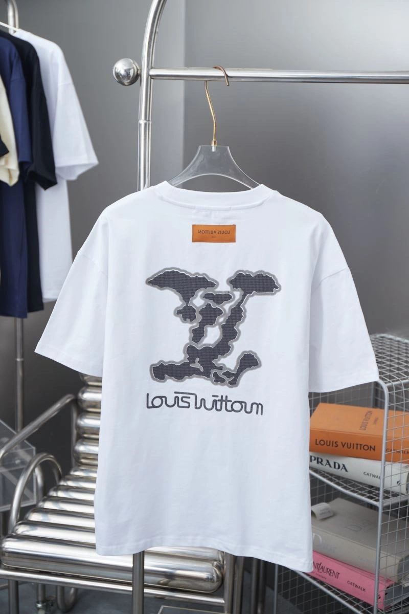 Louis Vuitton T-Shirts EasyCare 138483