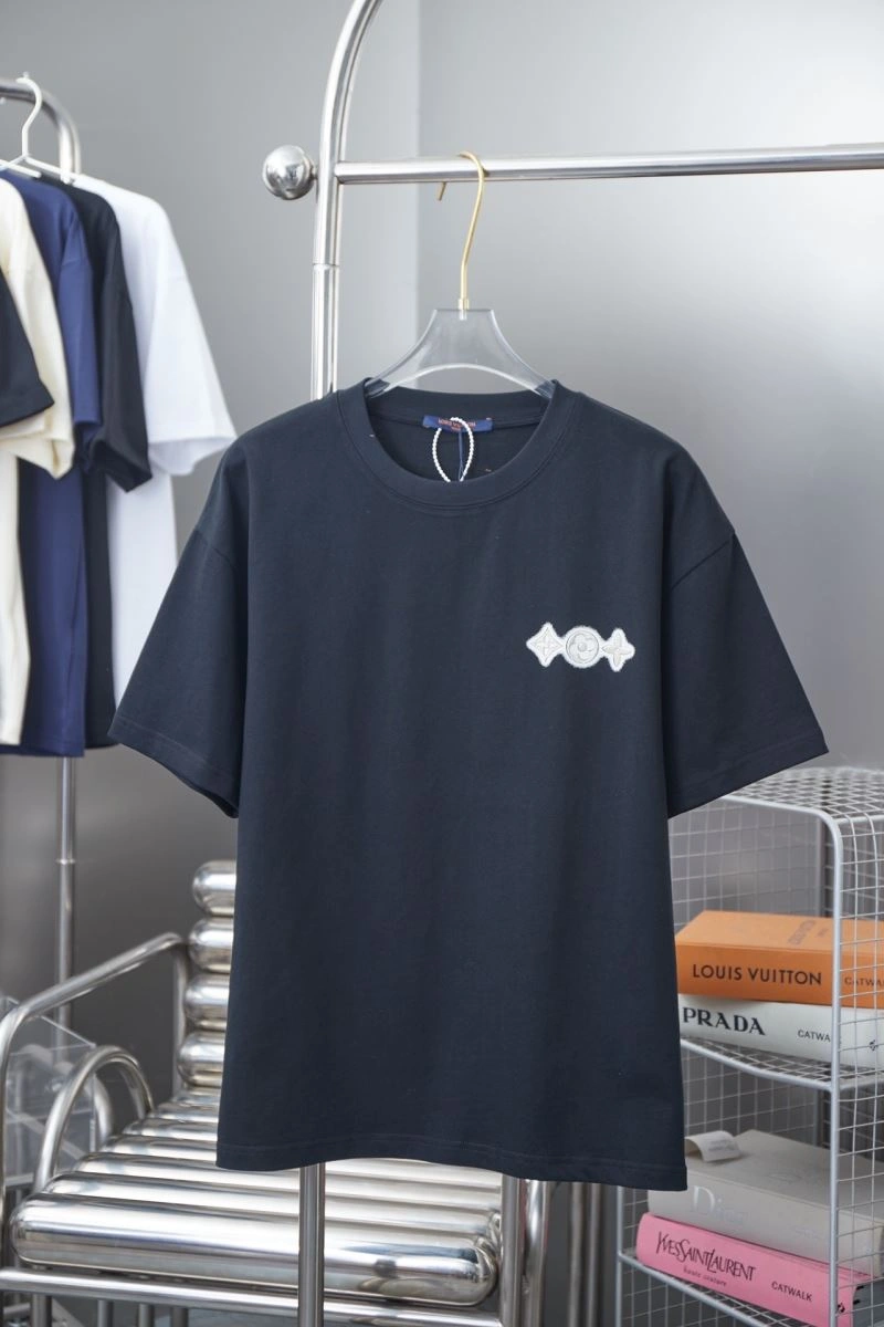 Durable Louis Vuitton T-Shirts 138473
