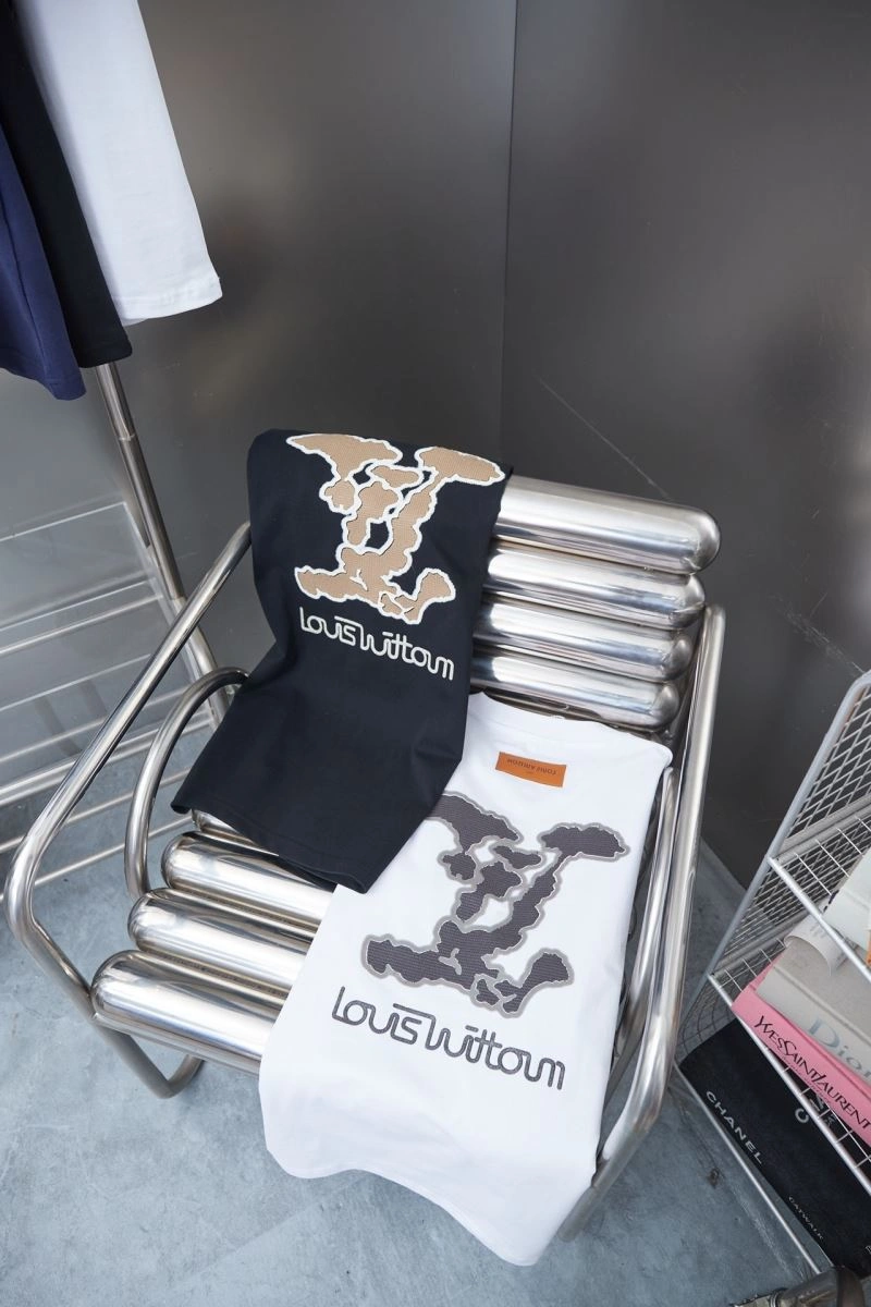 Durable Louis Vuitton T-Shirts 138473