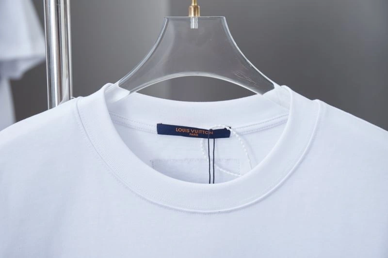 Louis Vuitton T-Shirts ModernLook 138475