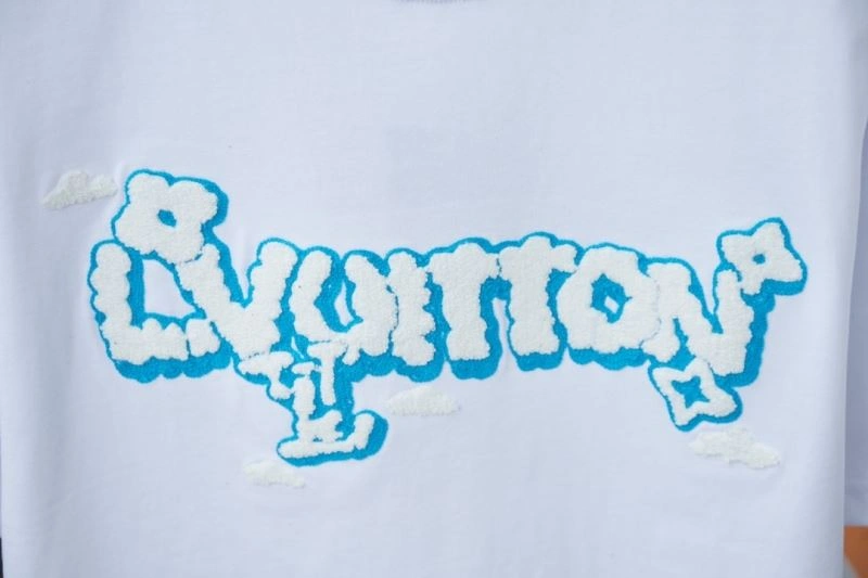Louis Vuitton T-Shirts ModernLook 138475