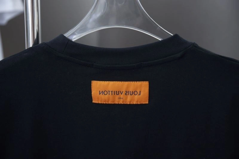 UrbanStyle Louis Vuitton T-Shirts 138476