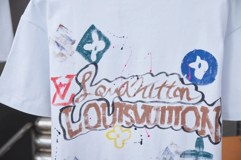 Louis Vuitton T-Shirts DailyWear 138474
