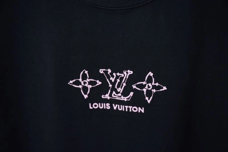 Louis Vuitton T-Shirts EasyMatch 138469