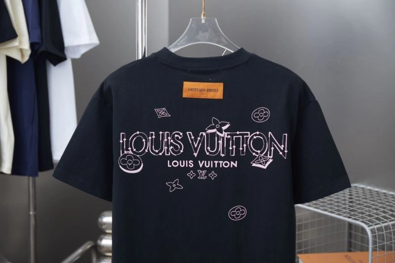 Louis Vuitton T-Shirts EasyMatch 138469