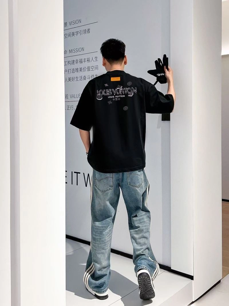 Louis Vuitton T-Shirts EasyMatch 138469