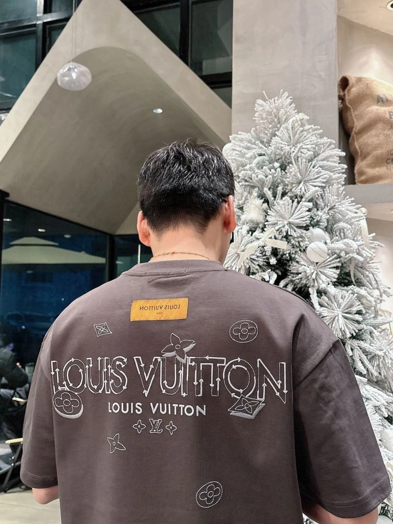 Practical Louis Vuitton T-Shirts 138472