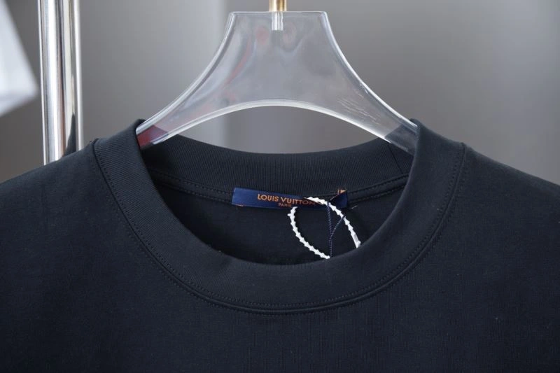 Louis Vuitton T-Shirts SmartChoice 138466