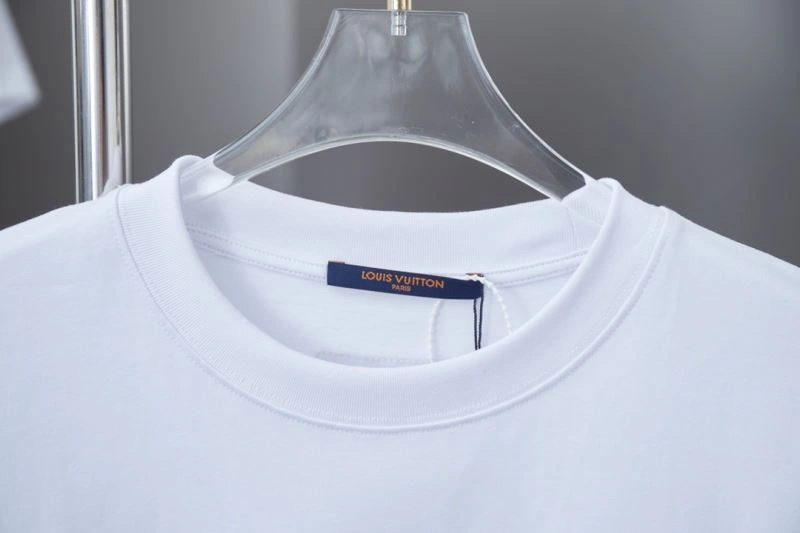 Louis Vuitton T-Shirts GoAnywhere 138465