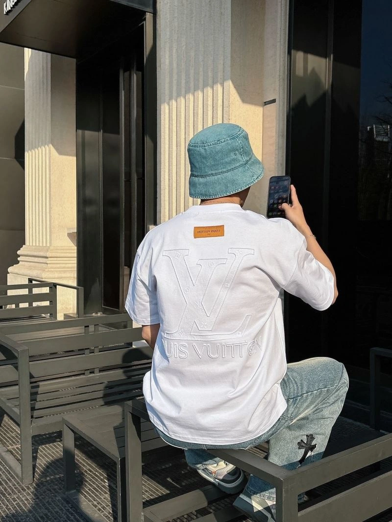 Louis Vuitton T-Shirts GoAnywhere 138465