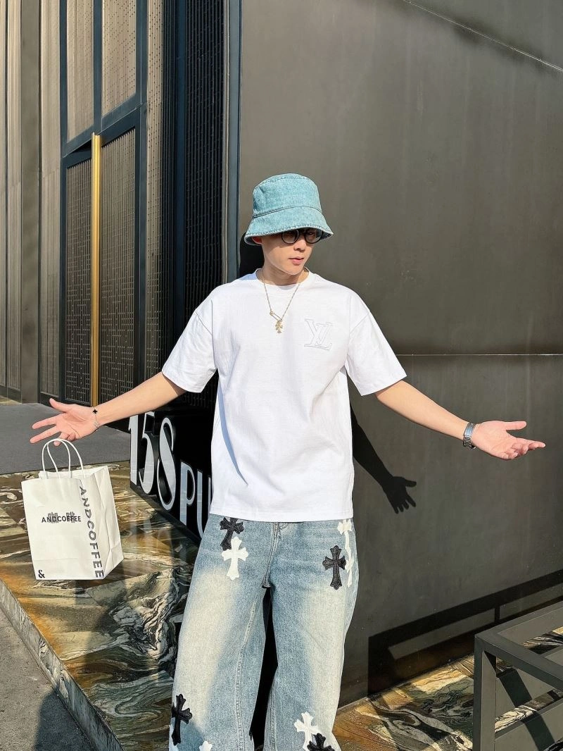 Louis Vuitton T-Shirts GoAnywhere 138465