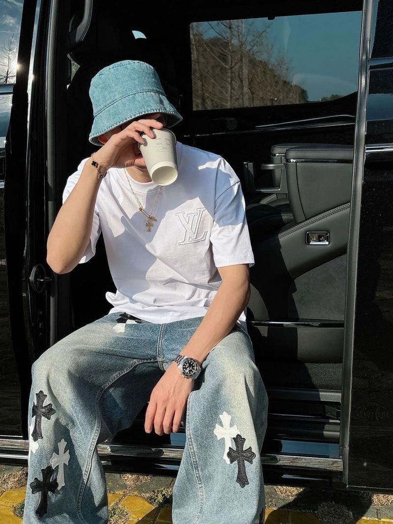 Louis Vuitton T-Shirts GoAnywhere 138465