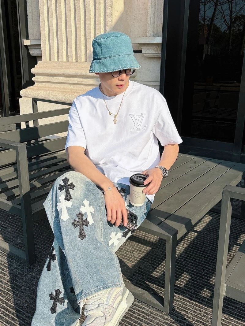 Louis Vuitton T-Shirts GoAnywhere 138465