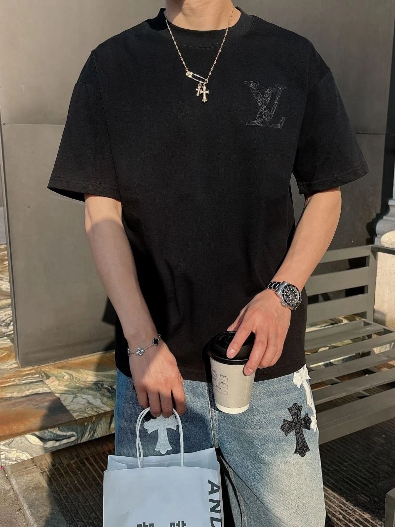Louis Vuitton T-Shirts Lightweight 138467