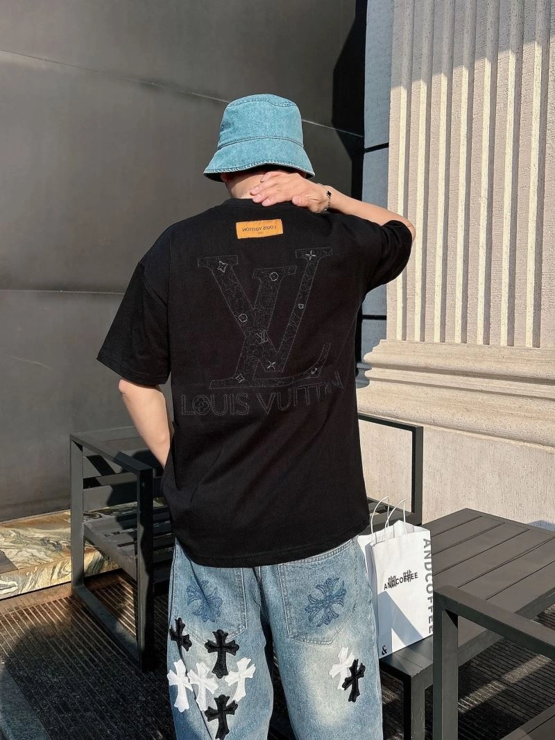 Louis Vuitton T-Shirts Lightweight 138467