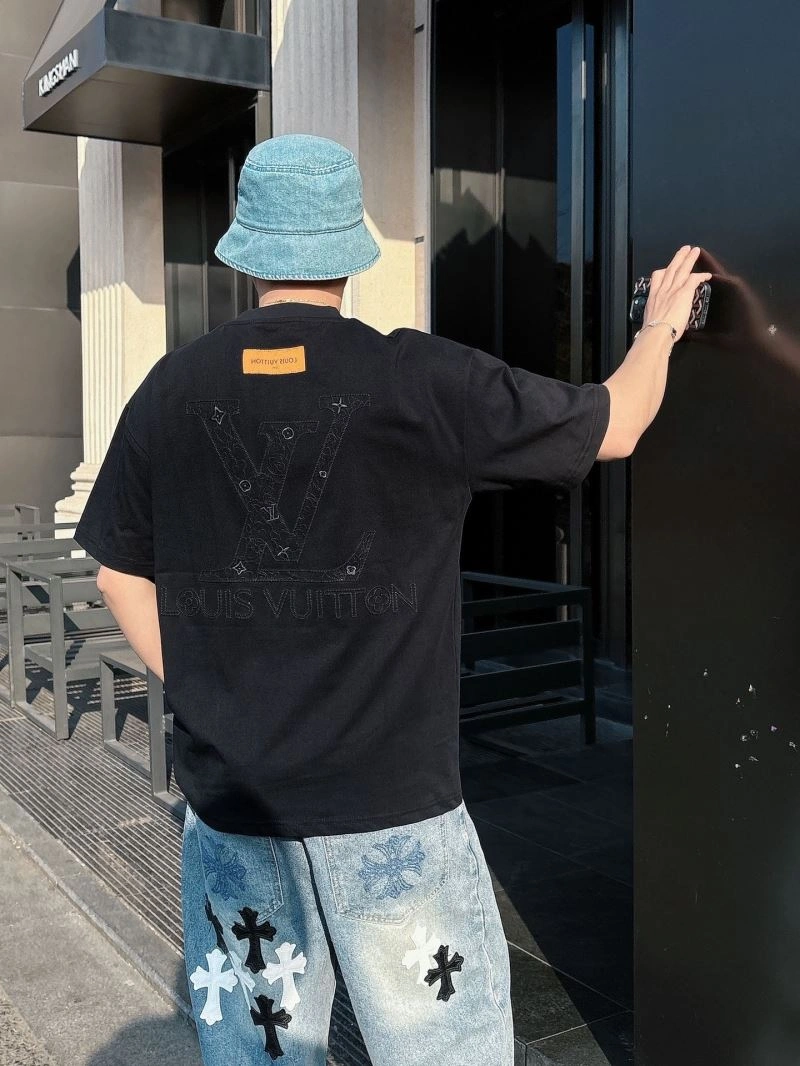 Louis Vuitton T-Shirts Lightweight 138467