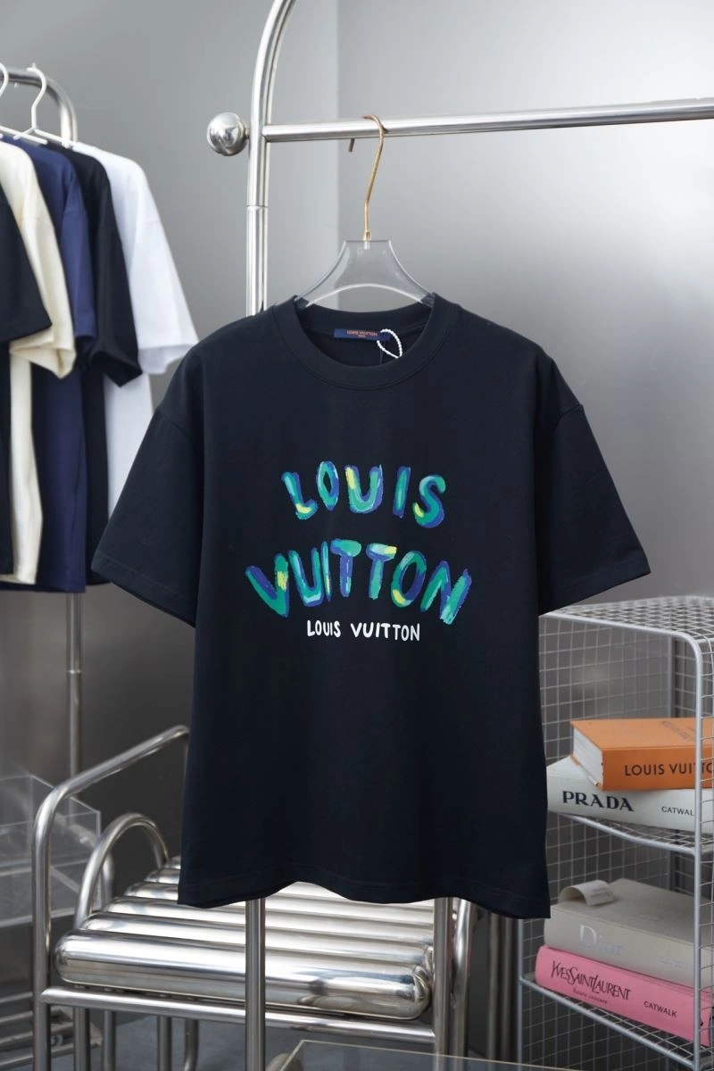 Supportive Louis Vuitton T-Shirts 138461