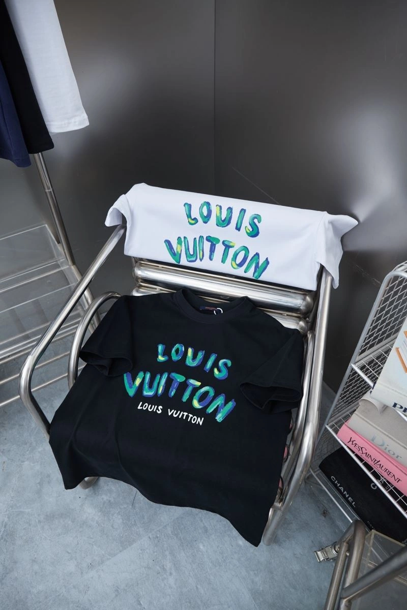 Supportive Louis Vuitton T-Shirts 138461