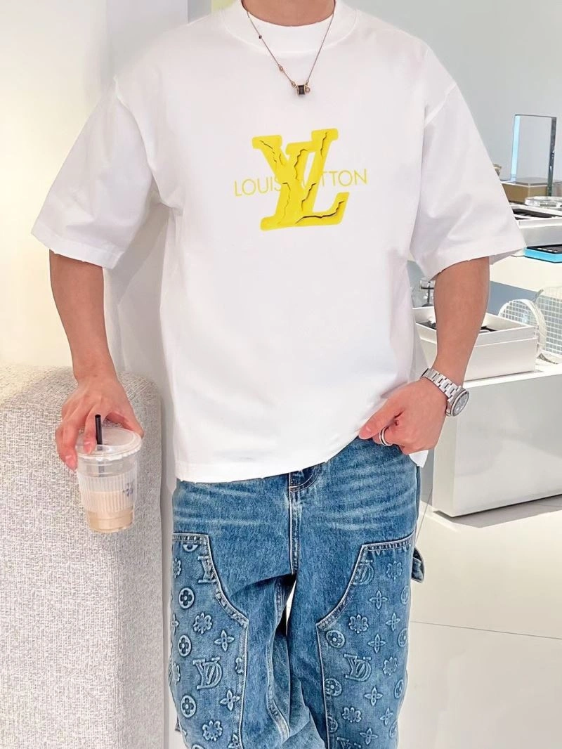 Breathable Louis Vuitton T-Shirts 138446