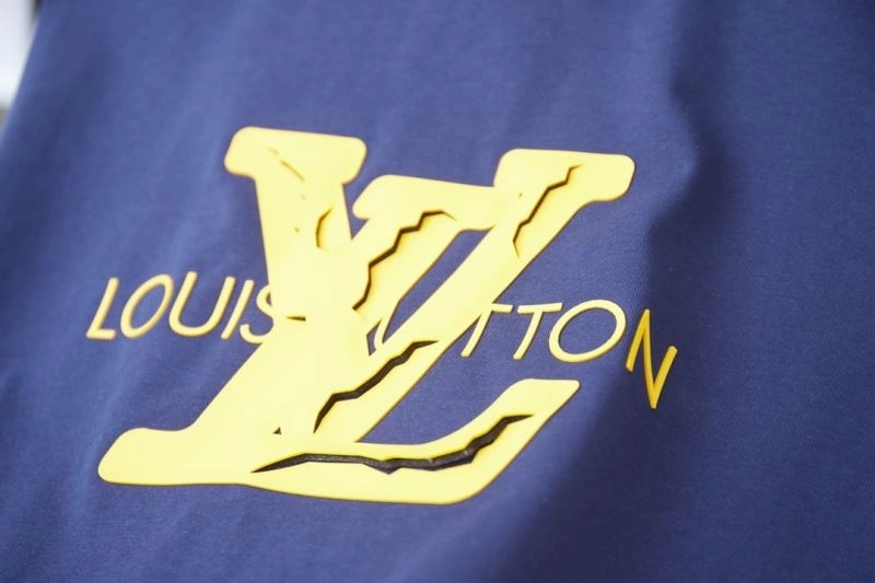 Louis Vuitton T-Shirts SoftTouch 138445