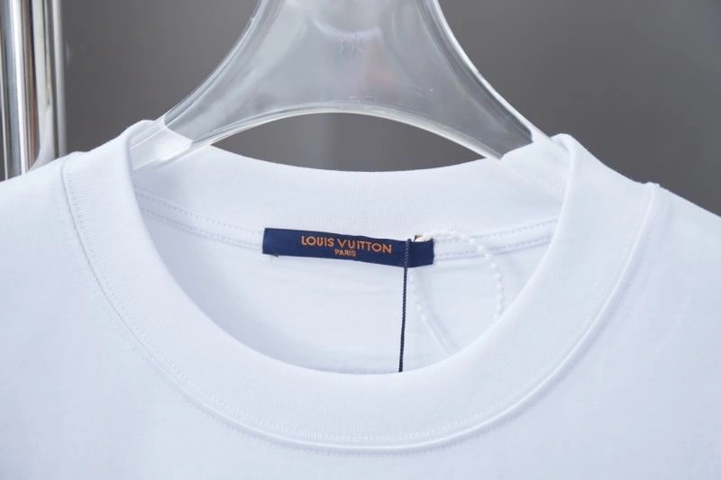DailyWear Louis Vuitton T-Shirts 138456