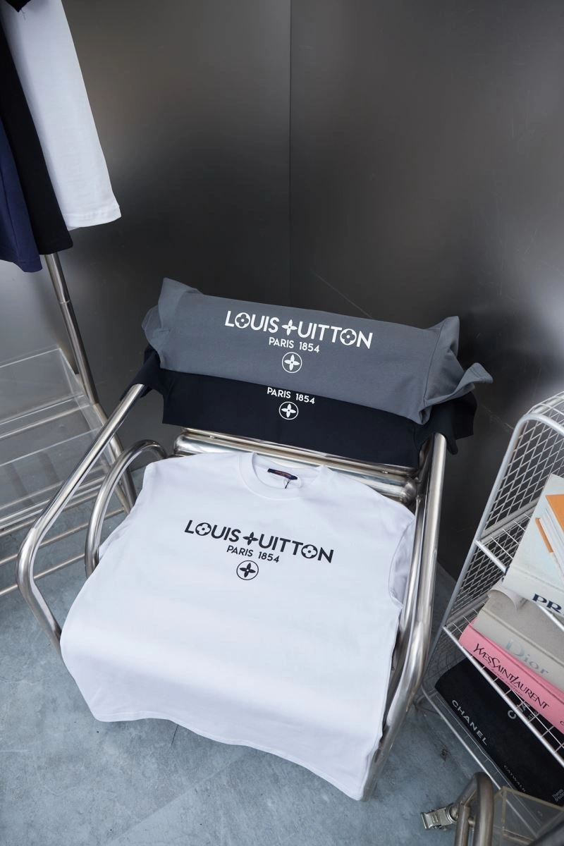 DailyWear Louis Vuitton T-Shirts 138456