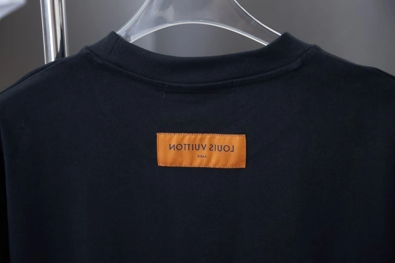 Louis Vuitton T-Shirts ModernLook 138453