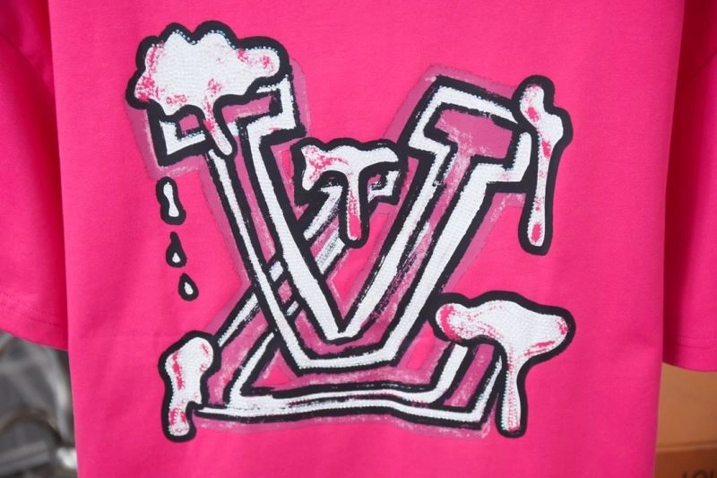Durable Louis Vuitton T-Shirts 138444