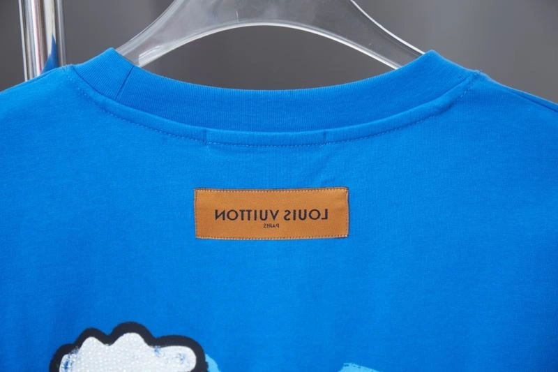 Comfortable Louis Vuitton T-Shirts 138455