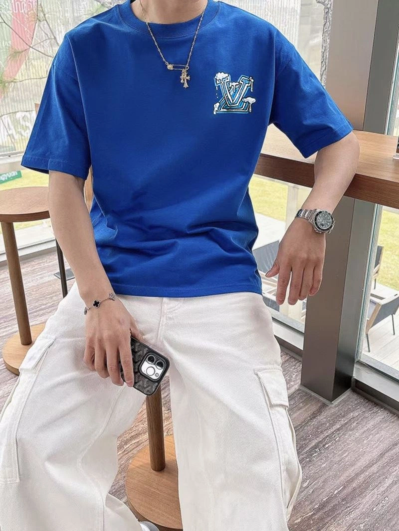 Comfortable Louis Vuitton T-Shirts 138455