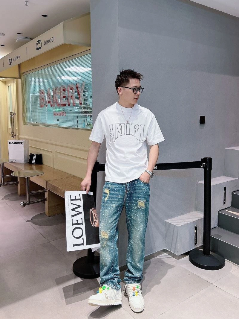 Louis Vuitton T-Shirts Versatile 138442