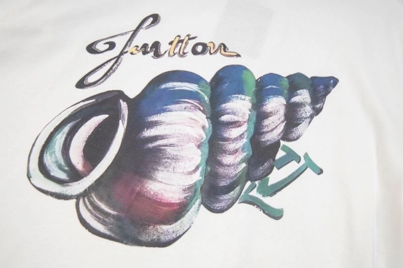 Trendsetting Louis Vuitton T-Shirts 138447