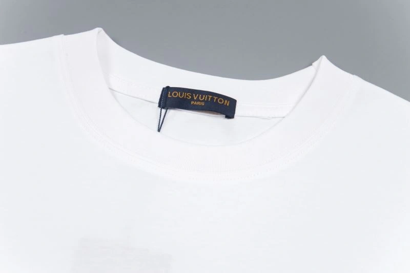 SmartChoice Louis Vuitton T-Shirts 138460