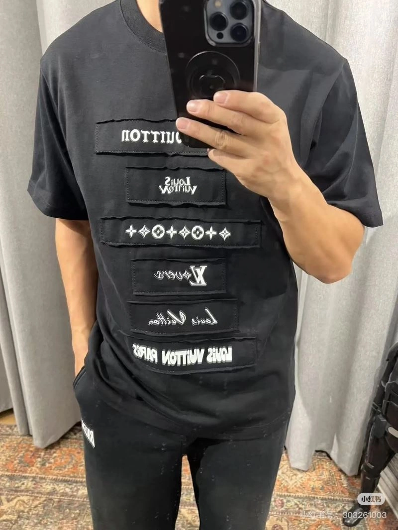 SmartChoice Louis Vuitton T-Shirts 138460