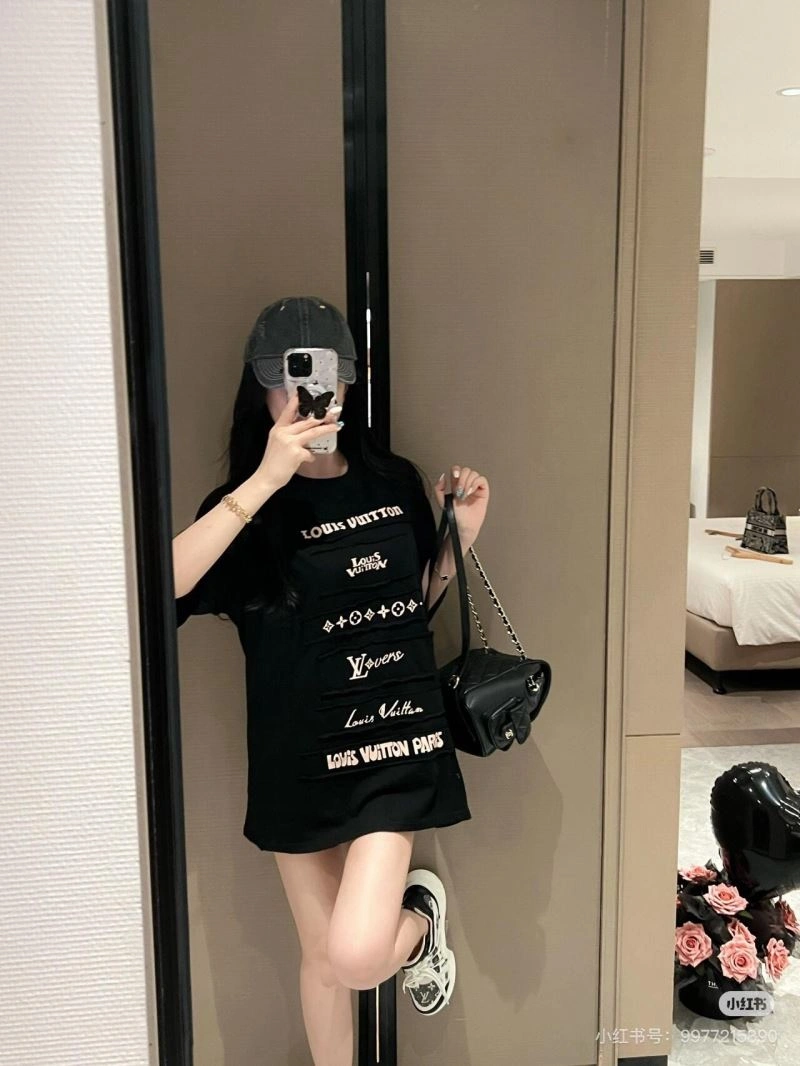SmartChoice Louis Vuitton T-Shirts 138460