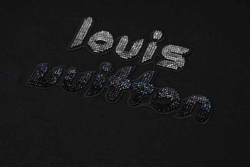 OdorResistant Louis Vuitton T-Shirts 138437